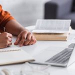 Hogyan kell verselemzést írni?