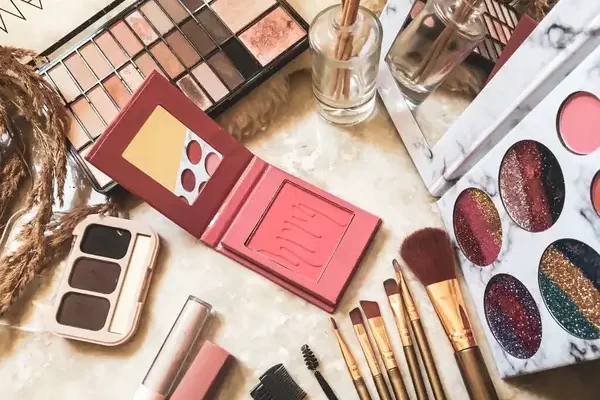 Mikor kell a sminkes eszközöket cserélni?